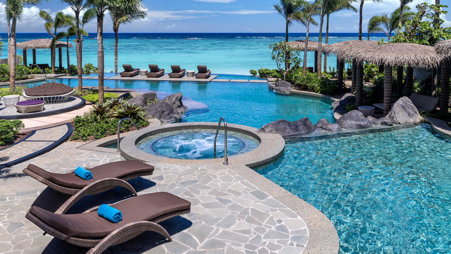 dusit-thani-guam-pool-905x510